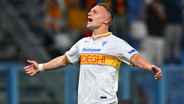 Lecce raggiunto nel finale nell'amichevole contro l'NK Istra, a segno Stulic e Maleh 3 Lecce raggiunto nel finale nell'amichevole contro l'NK Istra, a segno Stulic e Maleh