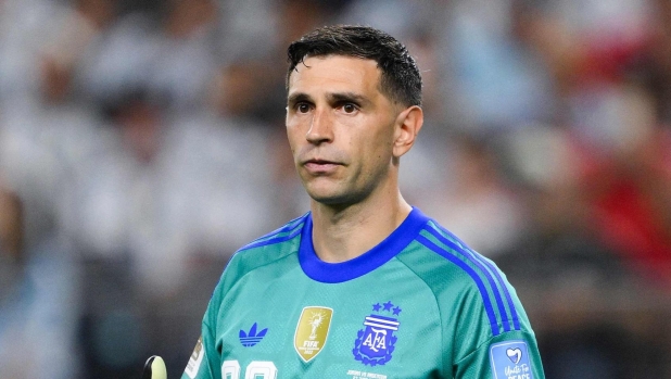 La Juve incontra gli agenti di Martinez: serve lo sconto dell'Aston Villa. Gli scenari