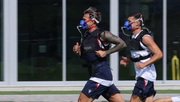 Bernardeschi: "Tedesco mi vuole mezzala. Potevo lasciare Bologna, sono rimasto perché..." 4 Bernardeschi: "Tedesco mi vuole mezzala. Potevo lasciare Bologna, sono rimasto perché..."