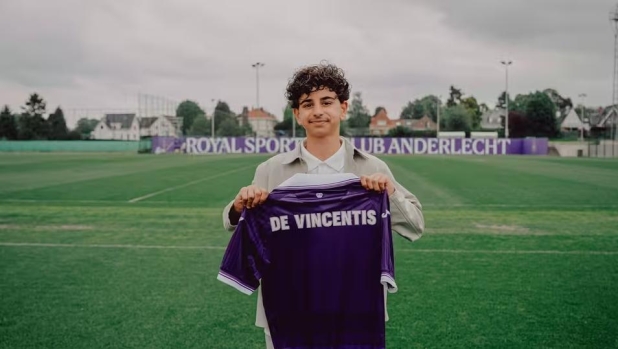 In Belgio c'è un piccolo Barella: ha l'Italia nel cuore ma non il passaporto. Il caso di Tiago De Vincentis