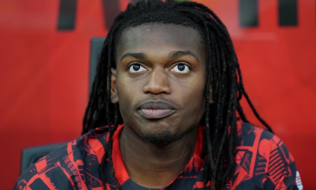 Leao prove di addio, il Fenerbahce accelera: pronti 50 milioni per il Milan, 8 all'anno al giocatore 2 Leao prove di addio, il Fenerbahce accelera: pronti 50 milioni per il Milan, 8 all'anno al giocatore