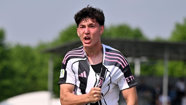 Nuovo Vlahovic, un po' Sesko, un po' Dzeko: chi è Durmisi, l'unico attaccante di Spalletti
