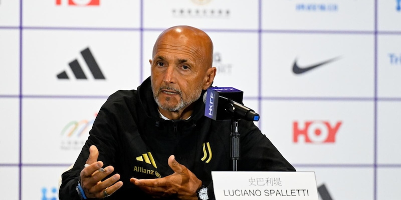Spalletti: "Ci manca Vlahovic? Kolo Muani e Alajbegovic supereranno quei numeri". E su Bastoni... 3 Spalletti: "Ci manca Vlahovic? Kolo Muani e Alajbegovic supereranno quei numeri". E su Bastoni...