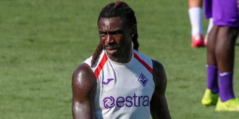 Kean, il Como si tira indietro: adesso pu&ograve; restare a Firenze