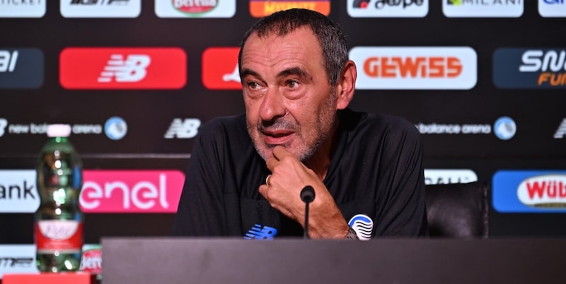 Sarri: "Hapoel, l'Atalanta non sia presuntuosa. De Ketelaere si è allenato poco, Scamacca e Krstovic..." 1 Sarri: "Hapoel, l'Atalanta non sia presuntuosa. De Ketelaere si è allenato poco, Scamacca e Krstovic..."