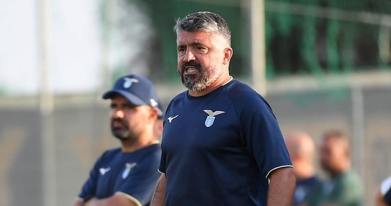 Gattuso: "Lazio sulla strada giusta. Assenza dei tifosi? Non dobbiamo cercare alibi" 1 Gattuso: "Lazio sulla strada giusta. Assenza dei tifosi? Non dobbiamo cercare alibi"