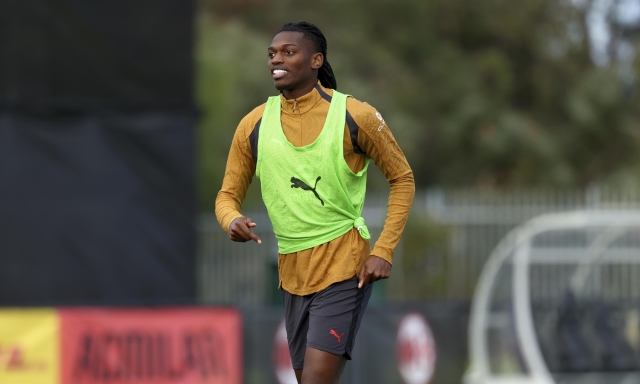 La scalata di Leao: il gruppo è con lui. Rafa fa un passo per essere da Milan 1 La scalata di Leao: il gruppo è con lui. Rafa fa un passo per essere da Milan