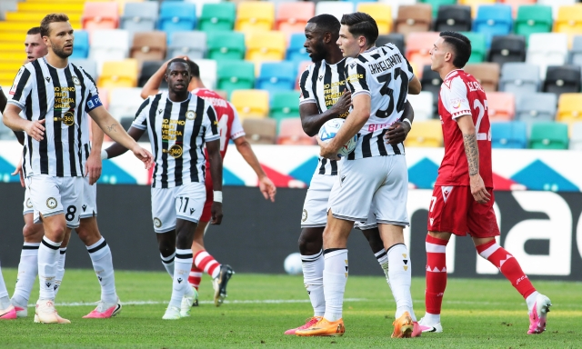 Udinese, col Padova basta Davis. Il Venezia ribalta il Modena in 2'. Sudtirol ok ai rigori a Catanzaro