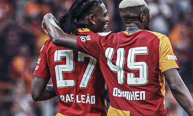 Leao mania al Galatasaray: già vendute 50mila maglie con il numero 27 1 Leao mania al Galatasaray: già vendute 50mila maglie con il numero 27