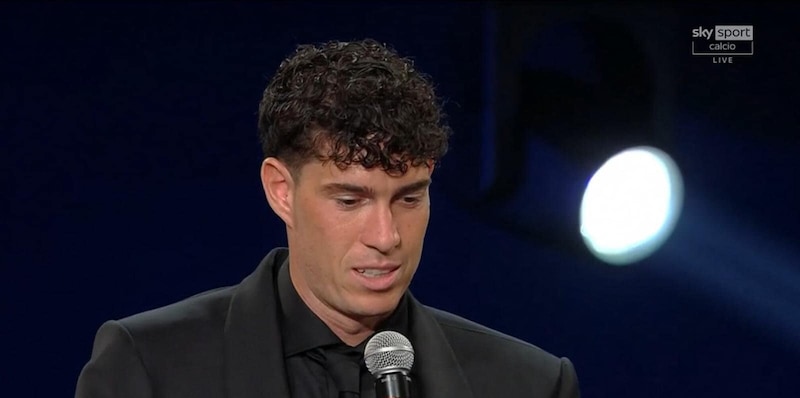 "Chiellini riferimento, così mi ha aiutato", Bastoni torna su Kalulu: "Tutti bravi a giudicare" 1 "Chiellini riferimento, così mi ha aiutato", Bastoni torna su Kalulu: "Tutti bravi a giudicare"