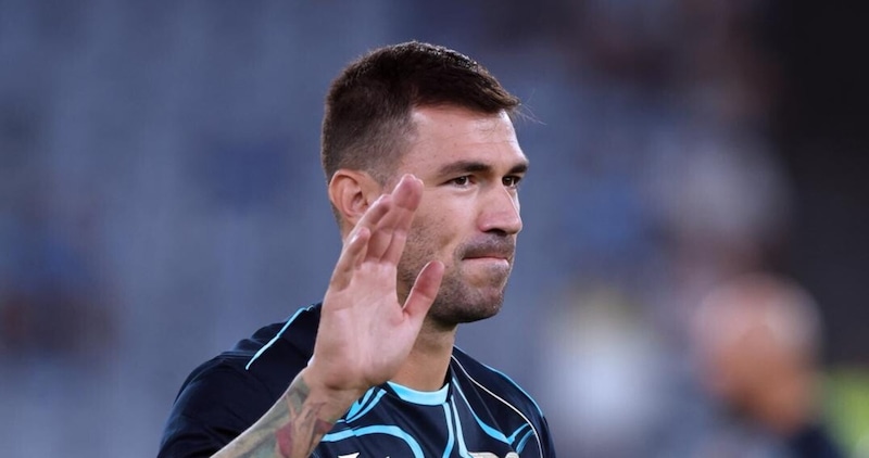 Romagnoli all&rsquo;Al-Sadd, il saluto alla Lazio: "Finita un&rsquo;era, mi dispiace"