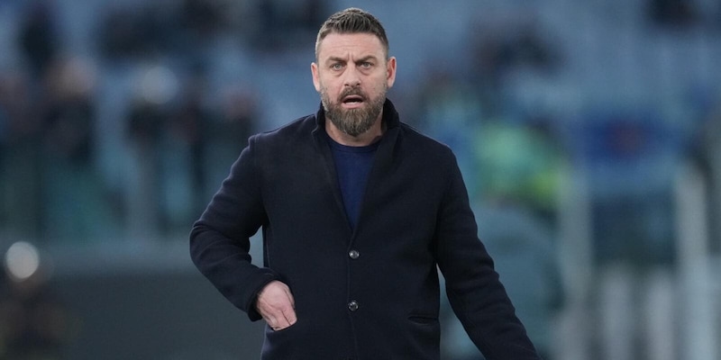 De Rossi, la battuta su El Shaarawy prima del Como: "Sta bene ma &egrave; stato cinque mesi in viaggio di nozze..."
