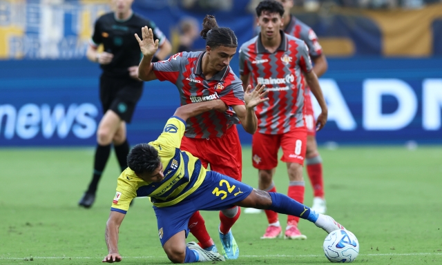 Il Parma è senz'anima ed esce dalla Coppa Italia: la Cremonese vince 0-2